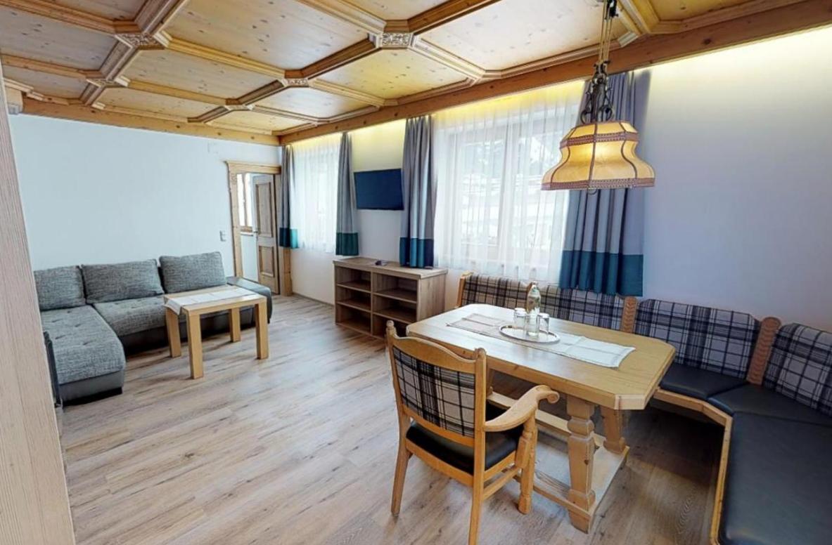 Hotel Wechselberger Saalbach-Hinterglemm Bagian luar foto